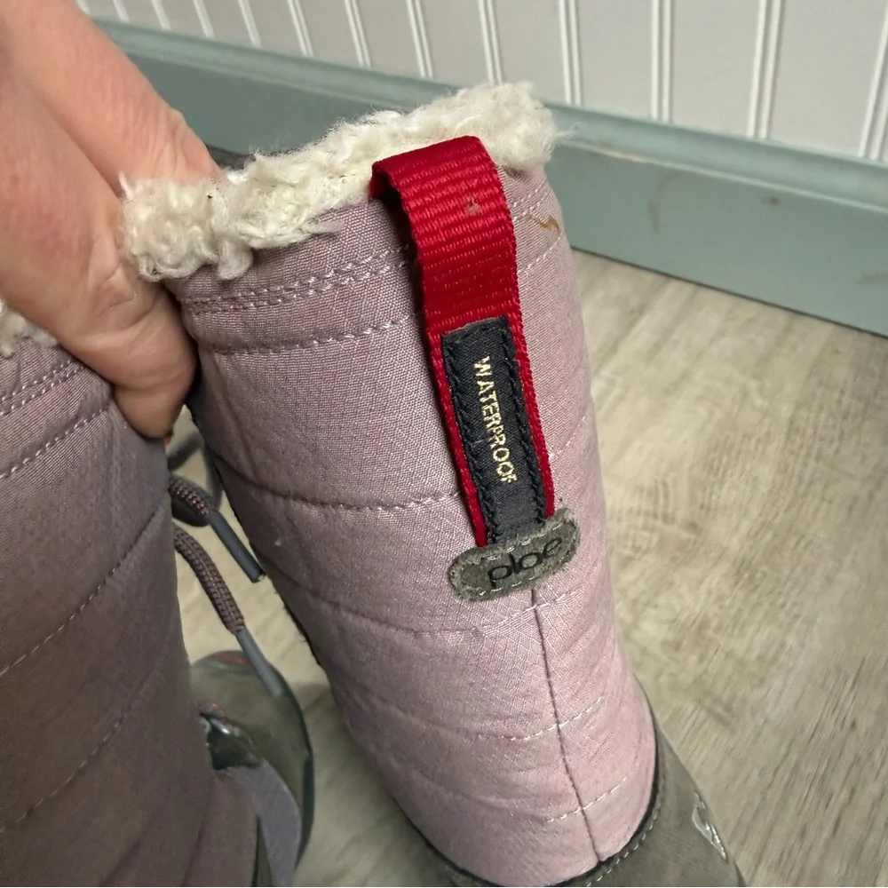 Plae Jack Waterproof snow boots size 9 toddler